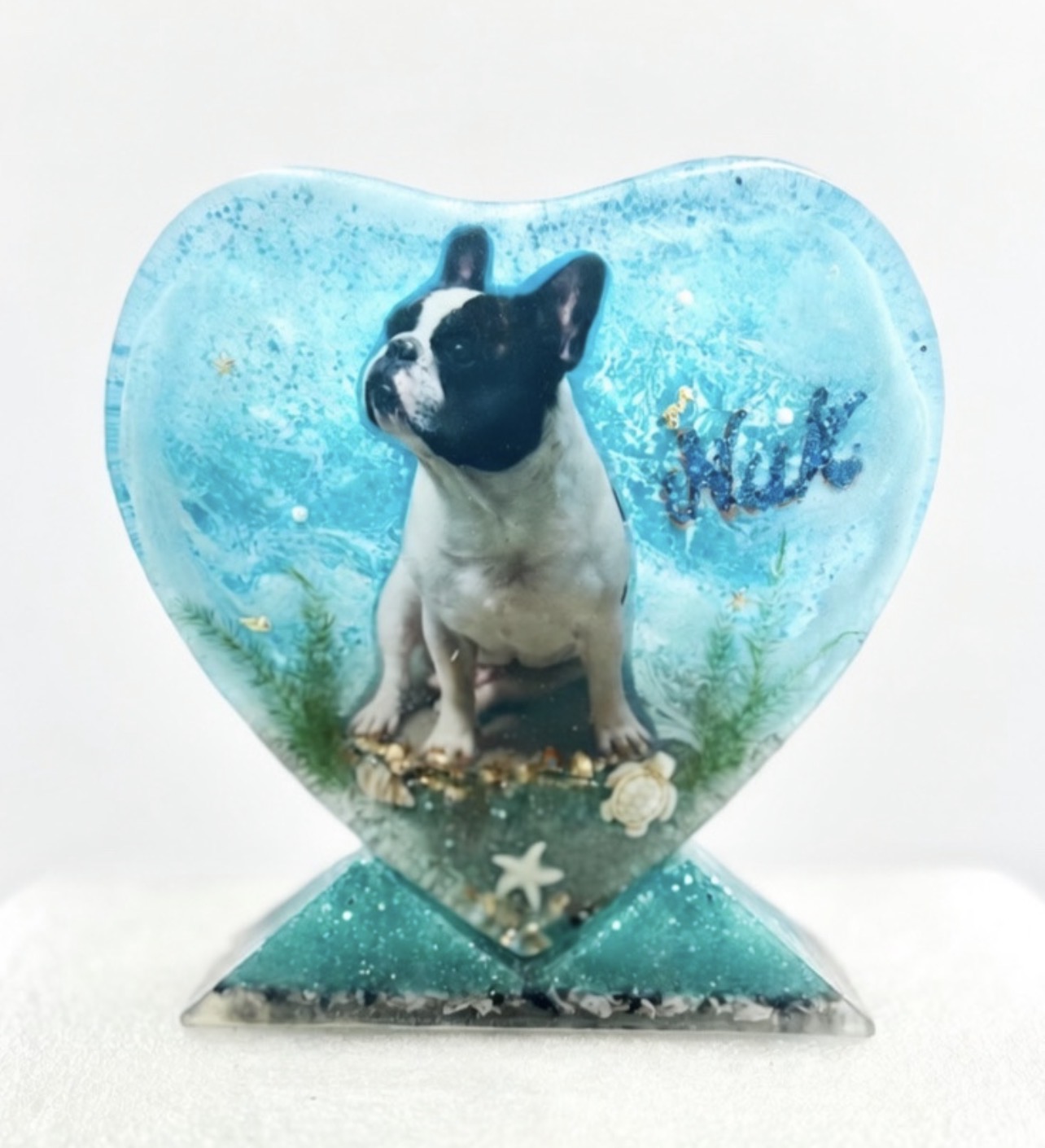 Corazón de resina azul personalizado con la fotografía de Nix